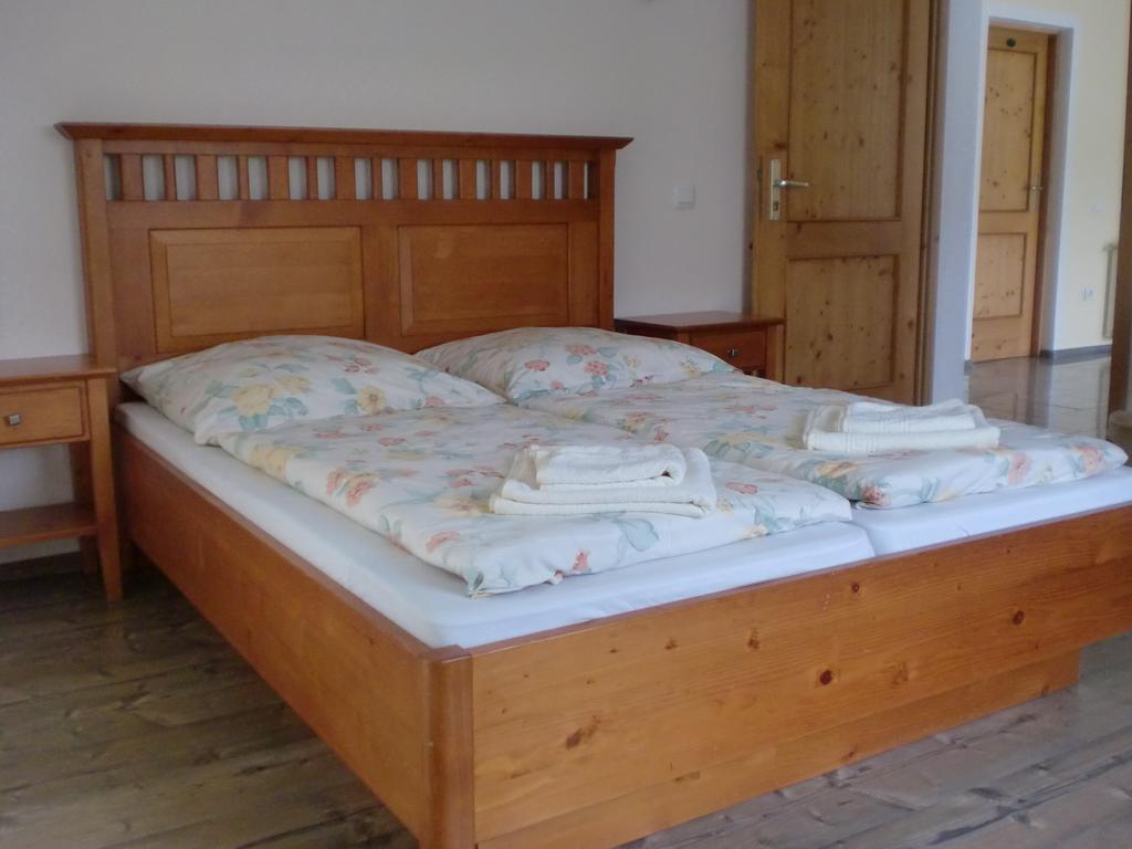 Pensiunea Arpasel Arpaşu de Sus Extérieur photo